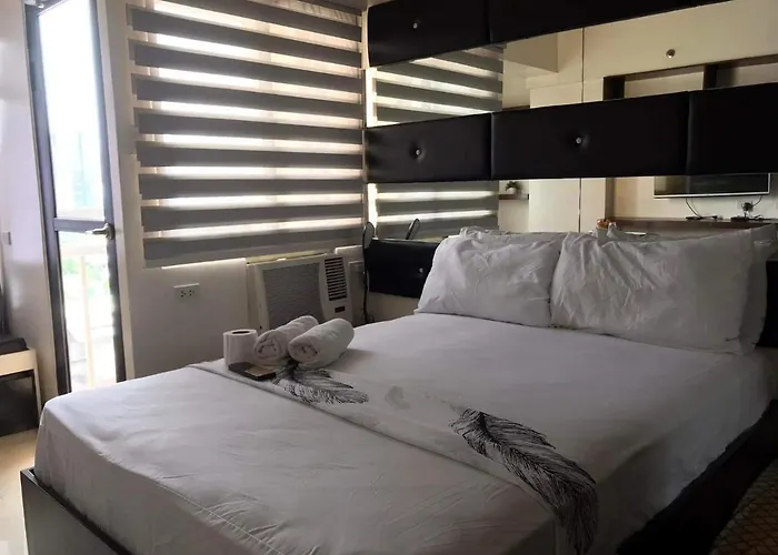 Mabolo Garden Flat A2 Free Pool Gym Near Ayalamall